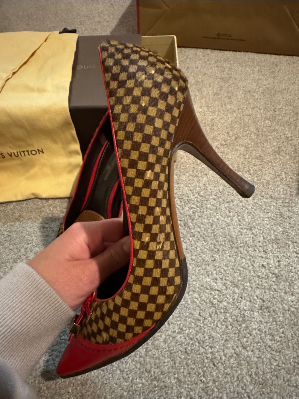 Louis Vuitton Red & Brown Damier Pointed Toe Bow Pumps size 35 - Picture 7 of 16